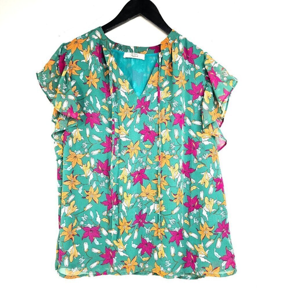 Beacon Apparel by Stitch Fix Green Whimsical Garden Floral Flutter Sleeve